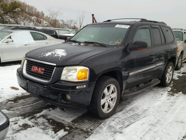 1GKDT13S922310803 - 2002 GMC ENVOY BLACK photo 2