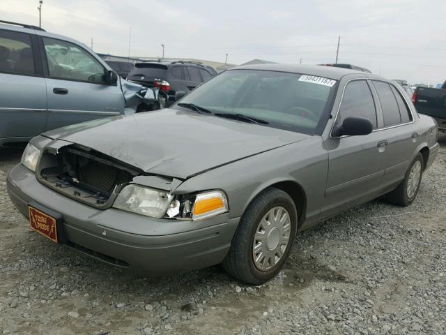 2FAFP71W64X146272 - 2004 FORD CROWN VICT GRAY photo 2