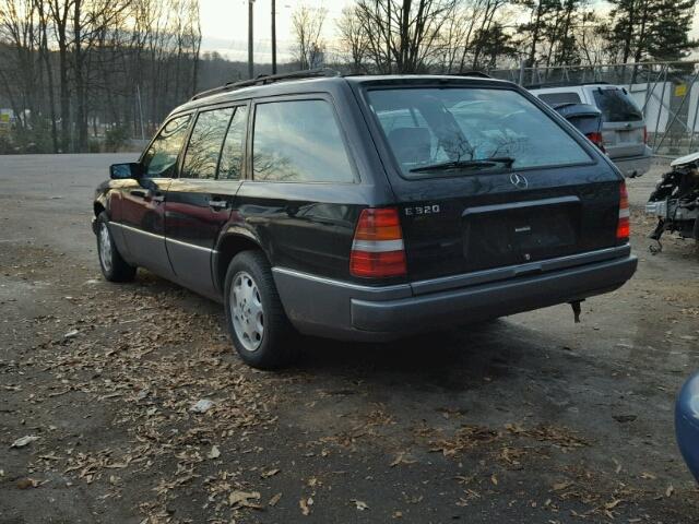 WDBEA92E1SF329207 - 1995 MERCEDES-BENZ E 320 BLACK photo 3