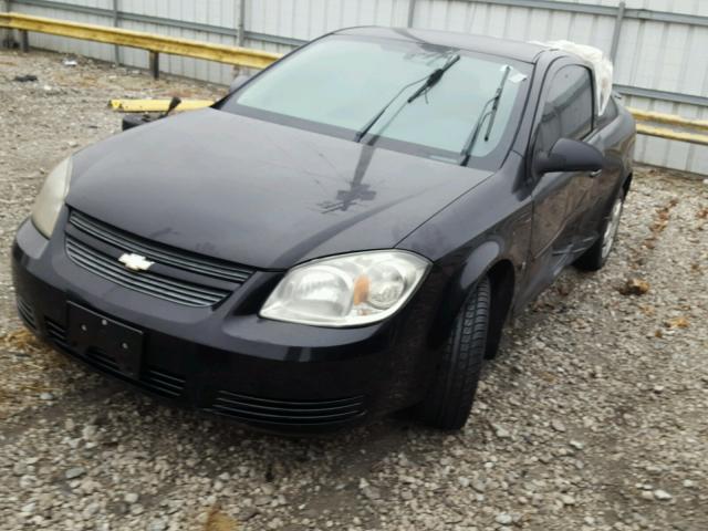 1G1AK18F287292288 - 2008 CHEVROLET COBALT LS BLACK photo 2