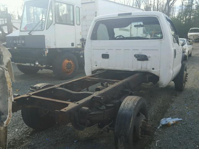 N0V1N50431577 - 2005 FORD F450 SUPER WHITE photo 4