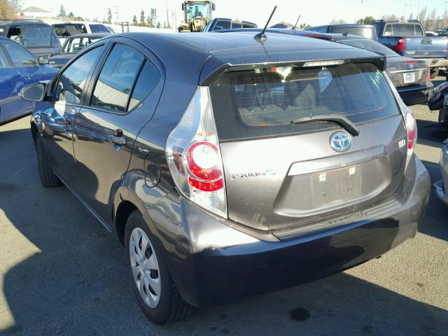 JTDKDTB3XD1528392 - 2013 TOYOTA PRIUS C GRAY photo 3