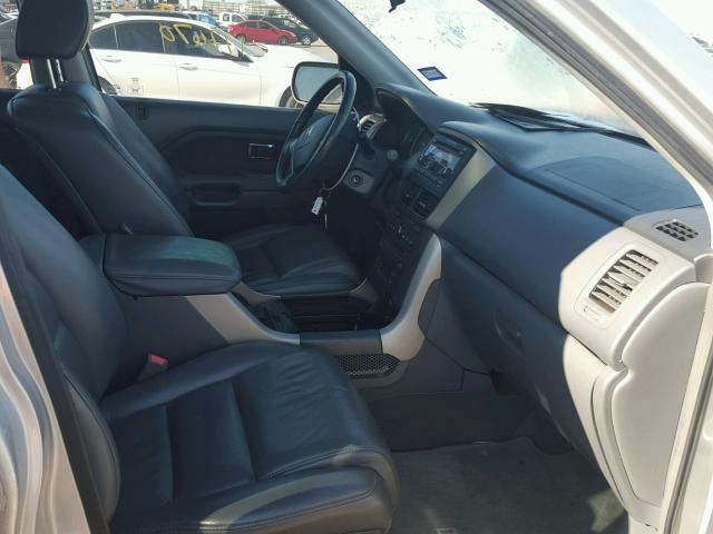 5FNYF28636B003961 - 2006 HONDA PILOT EX SILVER photo 5