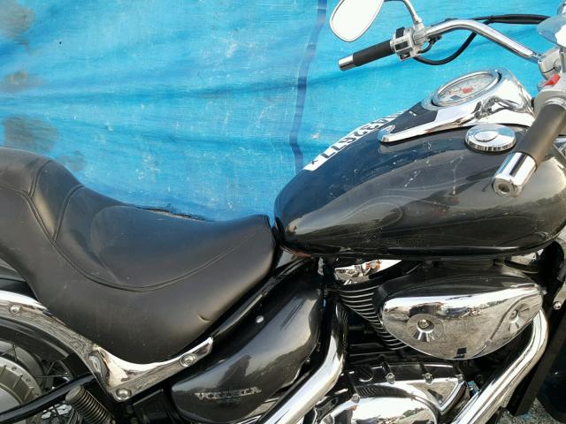 JS1VS54A942109027 - 2004 SUZUKI VL800 GRAY photo 5