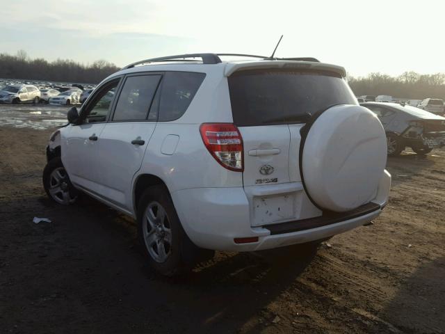 2T3BF4DVXBW140334 - 2011 TOYOTA RAV4 WHITE photo 3