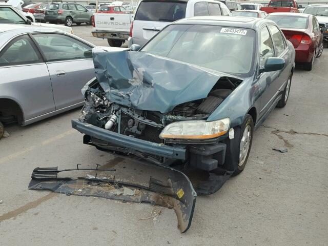 1HGCG16532A028049 - 2002 HONDA ACCORD EX GREEN photo 2