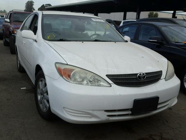 4T1BE30K12U078646 - 2002 TOYOTA CAMRY LE WHITE photo 1