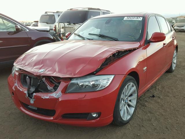 WBAPK7C53BA817739 - 2011 BMW 328 XI RED photo 2