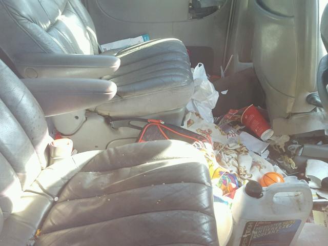 1C4GP64L5YB517277 - 2000 CHRYSLER TOWN & COU GOLD photo 6