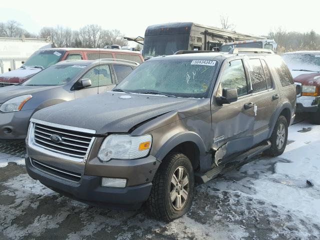 1FMEU73E26UA95510 - 2006 FORD EXPLORER X TAN photo 2