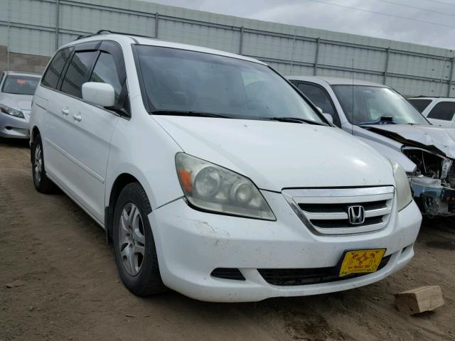 5FNRL38755B108477 - 2005 HONDA ODYSSEY EX WHITE photo 1