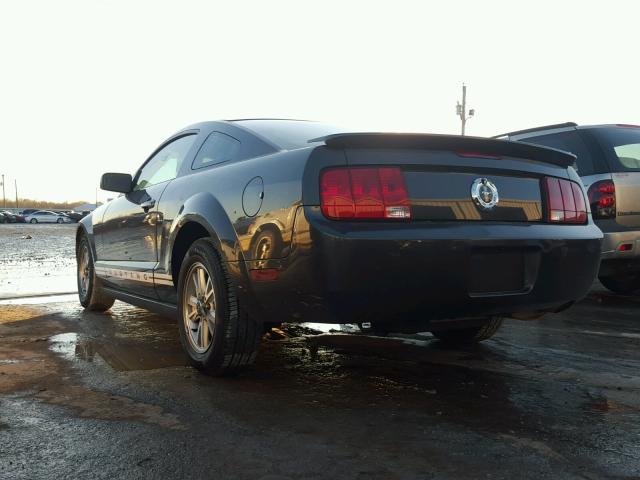 1ZVFT80N675244502 - 2007 FORD MUSTANG GRAY photo 3