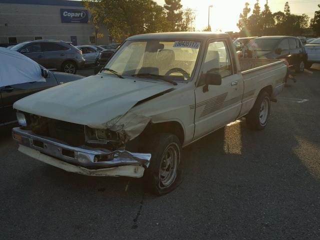 JT4RN50R7H0305561 - 1987 TOYOTA PICKUP 1/2 BROWN photo 2