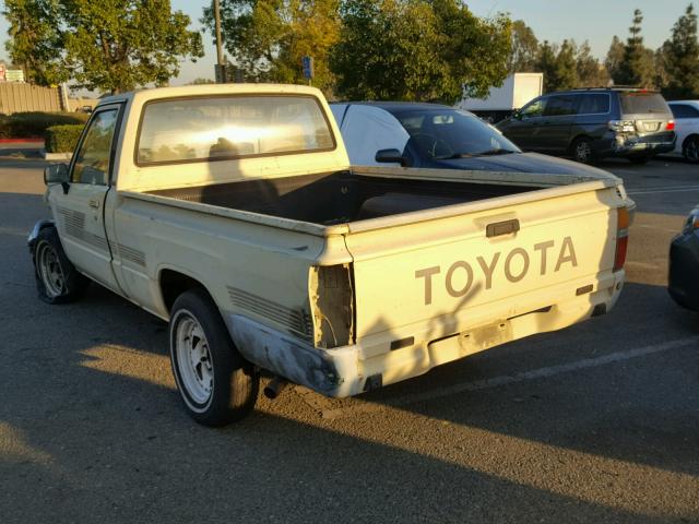 JT4RN50R7H0305561 - 1987 TOYOTA PICKUP 1/2 BROWN photo 3