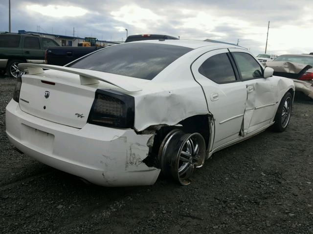 2B3KA53HX6H367627 - 2006 DODGE CHARGER R/ WHITE photo 4