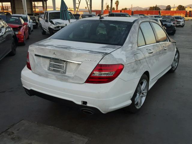 WDDGF8AB0DR266332 - 2013 MERCEDES-BENZ C 300 4MAT WHITE photo 4