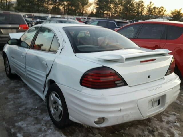 1G2NE52F32C201581 - 2002 PONTIAC GRAND AM S თეთრი ფოტო 3