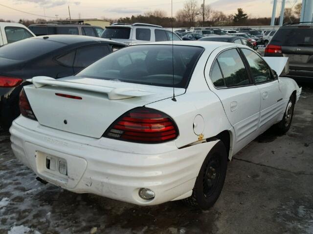 1G2NE52F32C201581 - 2002 PONTIAC GRAND AM S WHITE photo 4