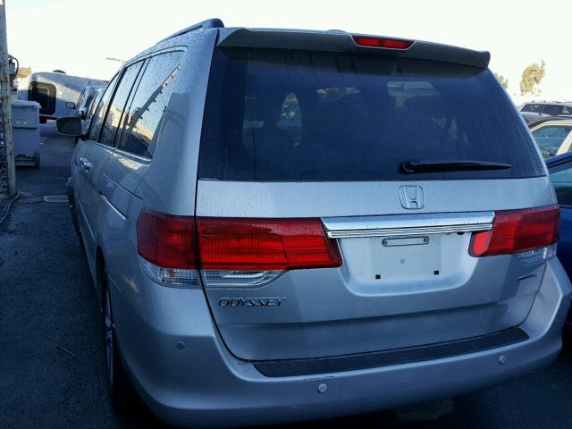 5FNRL38909B058420 - 2009 HONDA ODYSSEY TO SILVER photo 3