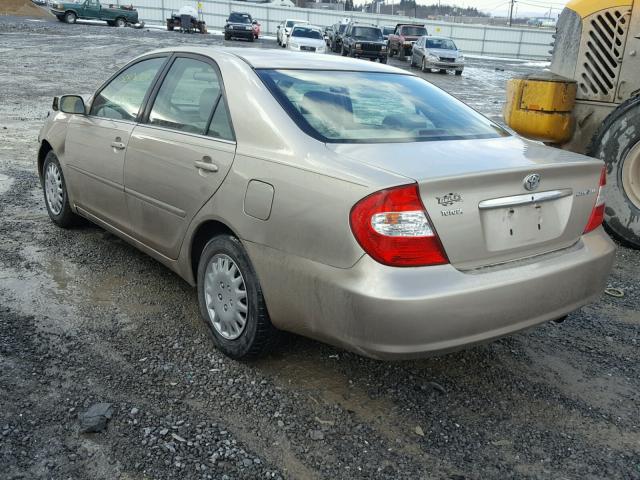 4T1BE32K83U224135 - 2003 TOYOTA CAMRY LE GOLD photo 3