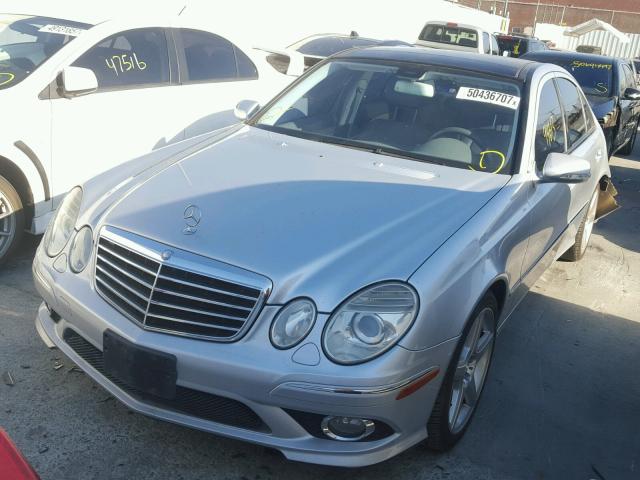 WDBUF56X99B395751 - 2009 MERCEDES-BENZ E 350 SILVER photo 2