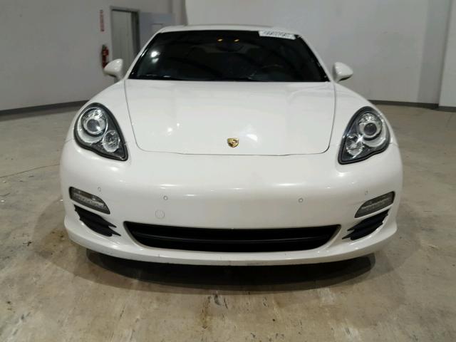 WP0AA2A7XBL011050 - 2011 PORSCHE PANAMERA 2 WHITE photo 10