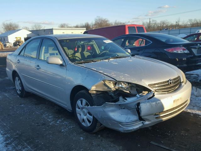 4T1BE32K84U375672 - 2004 TOYOTA CAMRY LE SILVER photo 1