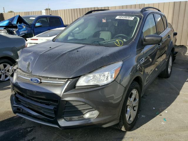 1FMCU9G9XFUB73385 - 2015 FORD ESCAPE SE GRAY photo 2