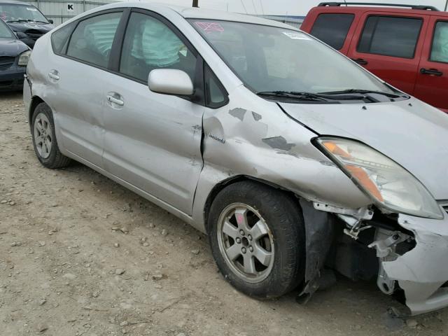 JTDKB20U987795974 - 2008 TOYOTA PRIUS SILVER photo 9