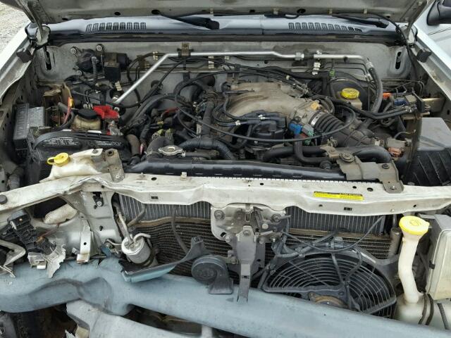 5N1ED28Y31C550143 - 2001 NISSAN XTERRA XE SILVER photo 7