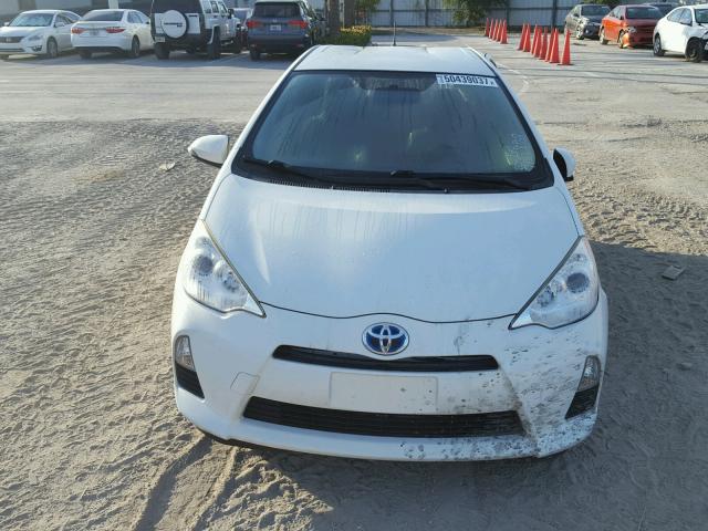 JTDKDTB35C1527133 - 2012 TOYOTA PRIUS C WHITE photo 9