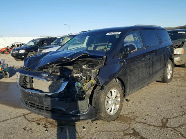 KNDMB5C14G6099765 - 2016 KIA SEDONA LX BLUE photo 2