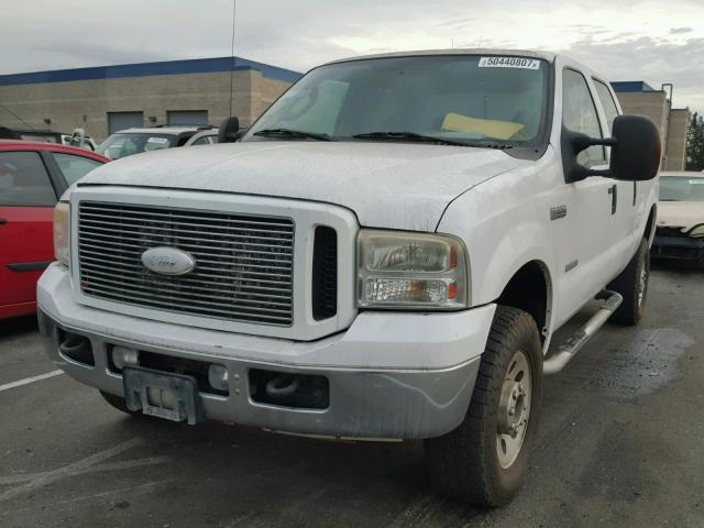 1FTSW21PX6EC39856 - 2006 FORD F250 SUPER WHITE photo 2