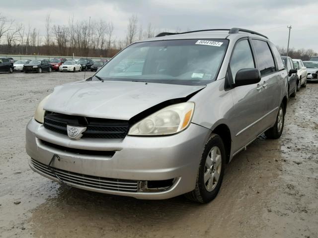 5TDZA23C05S255855 - 2005 TOYOTA SIENNA CE GOLD photo 2