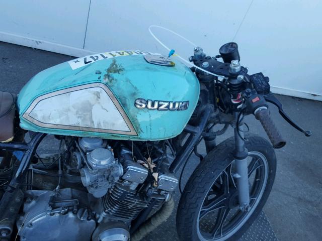 JS1GR73A9C2105303 - 1982 SUZUKI GS750 T GREEN photo 5