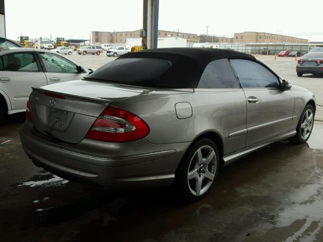 WDBTK75G75T036522 - 2005 MERCEDES-BENZ CLK 500 GRAY photo 4