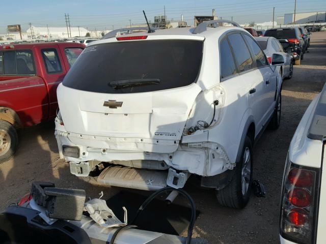 3GNAL1EK3ES639556 - 2014 CHEVROLET CAPTIVA LS WHITE photo 4