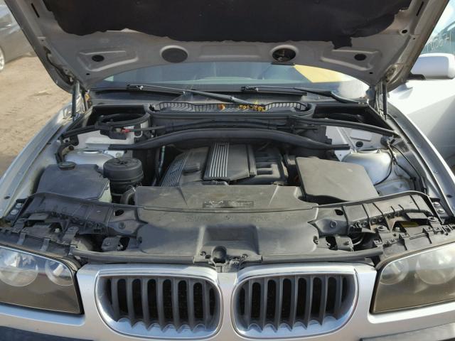 WBXPA73494WC38585 - 2004 BMW X3 2.5I SILVER photo 7