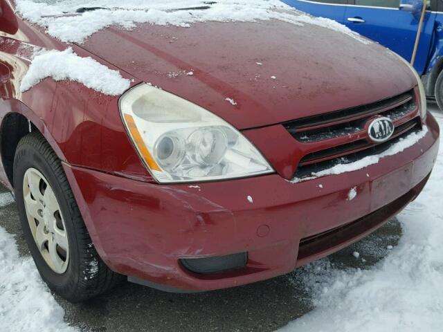 KNDMB233366051995 - 2006 KIA SEDONA EX RED photo 9