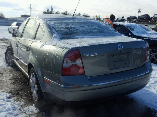 WVWTH63B81P275288 - 2001 VOLKSWAGEN PASSAT GLX 绿色 照片 3