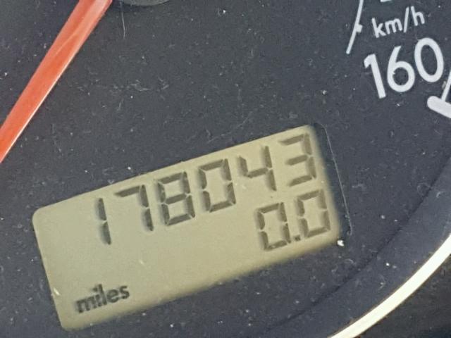 WVWTH63B81P275288 - 2001 VOLKSWAGEN PASSAT GLX 绿色 照片 8