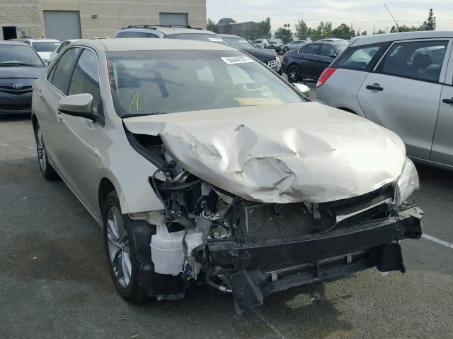 4T1BF1FK4FU007780 - 2015 TOYOTA CAMRY LE ოქროსფერი ფოტო 1