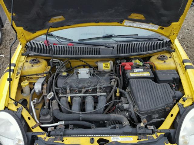 1B3ES56C34D621988 - 2004 DODGE NEON SXT YELLOW photo 7