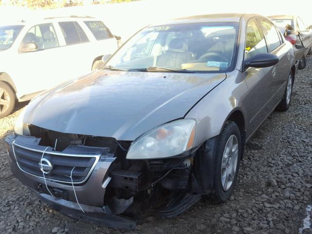 1N4AL11D73C354111 - 2003 NISSAN ALTIMA BAS SILVER photo 2