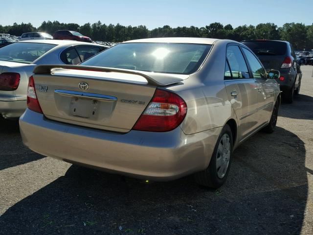 4T1BE32K22U555176 - 2002 TOYOTA CAMRY LE GOLD photo 4