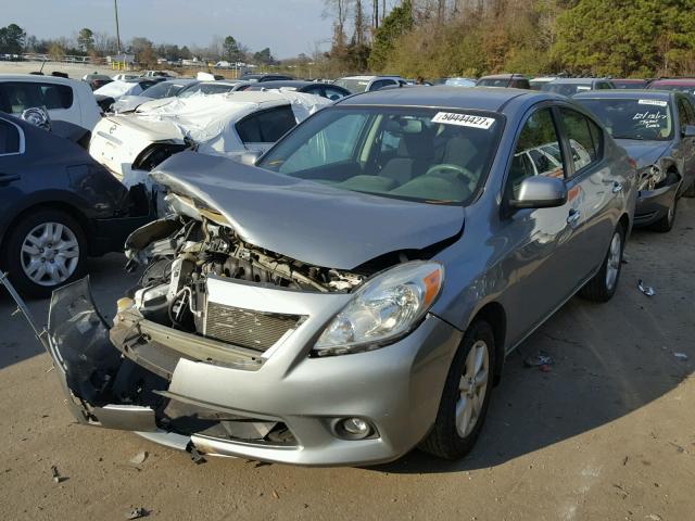 3N1CN7AP4CL901613 - 2012 NISSAN VERSA S SILVER photo 2