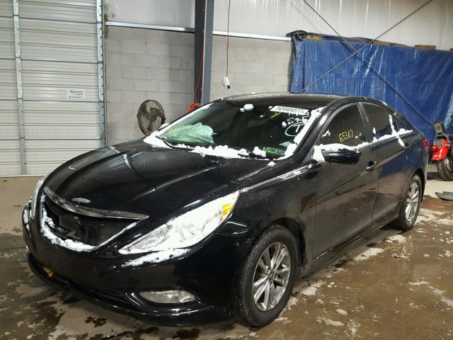 5NPEB4AC3DH653253 - 2013 HYUNDAI SONATA GLS BLACK photo 2