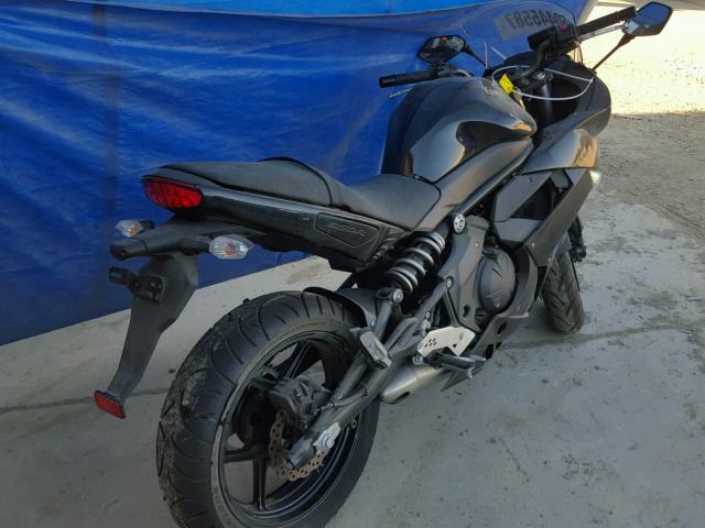 JKAEXEC1XBDA67636 - 2011 KAWASAKI EX650 C BLACK photo 4