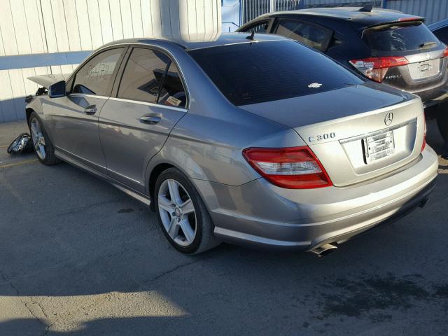 WDDGF5EB8AR092627 - 2010 MERCEDES-BENZ C 300 GRAY photo 3