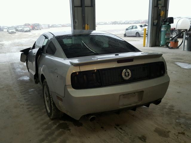 1ZVHT80N395141338 - 2009 FORD MUSTANG SILVER photo 3